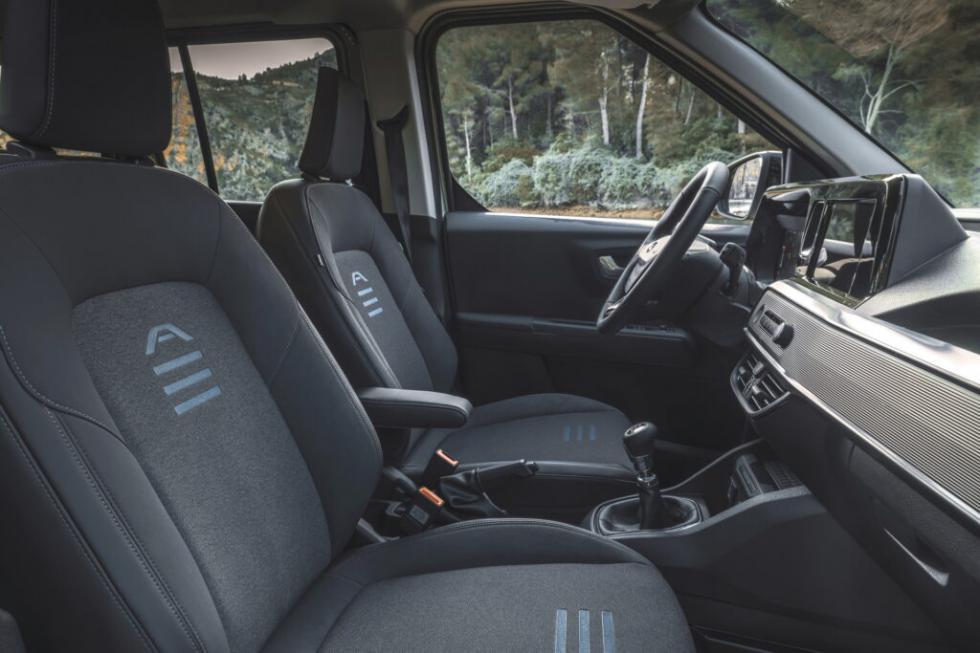 Πρεμιέρα για τα νέα Ford Tourneo Courier & E-Tourneo Courier